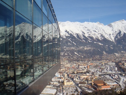 Innsbruck Panorama ab Bergisel. Bildquelle: Tiroler Fremdenführer Alexander Ehrlich