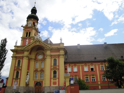 Stift Wilten in Innsbruck. Bildquelle: Tiroler Fremdenführer Alexander Ehrlich